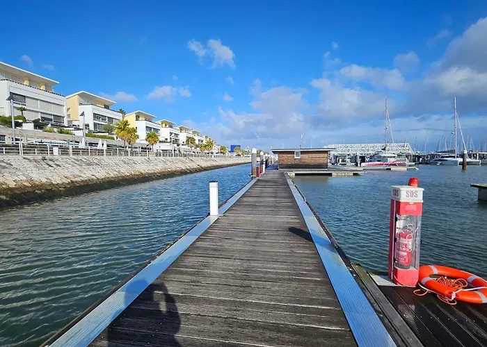 Ботель Barco Expo C49 Лиссабон