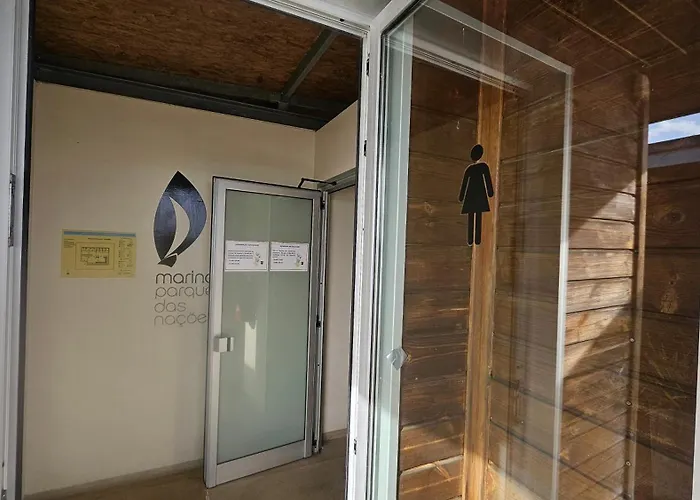 Ботель Barco Expo C49