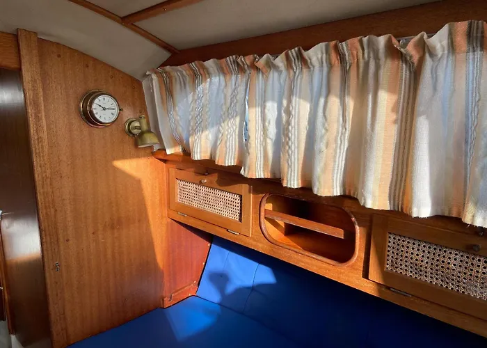 Bådhotel Barco Expo C49 *